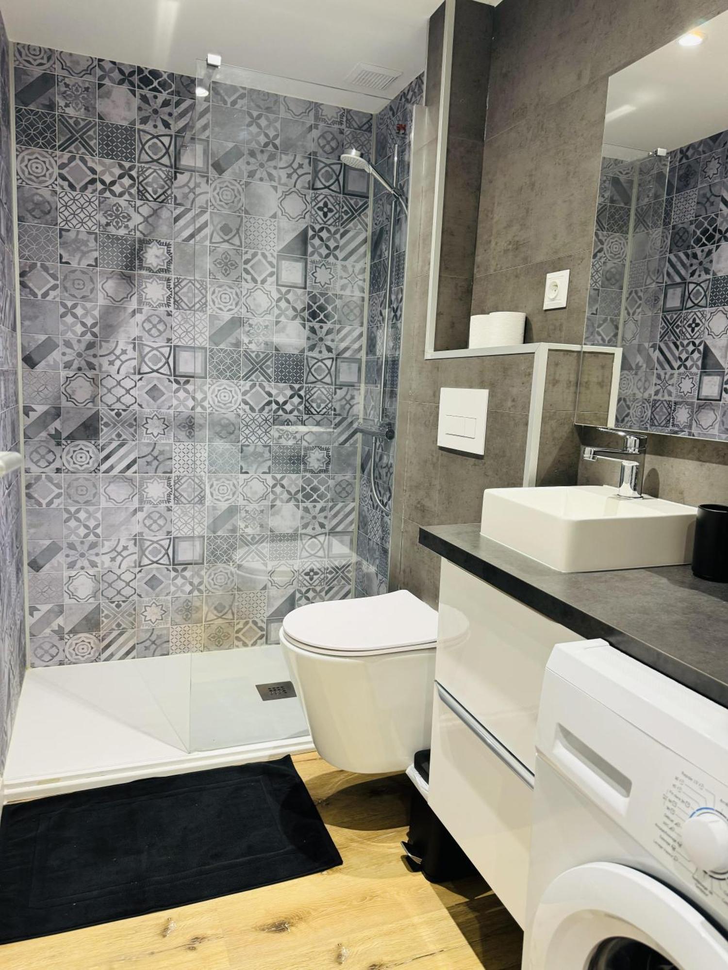 Le Piccolo - Appartement Cosy - Wifi Begles Ngoại thất bức ảnh